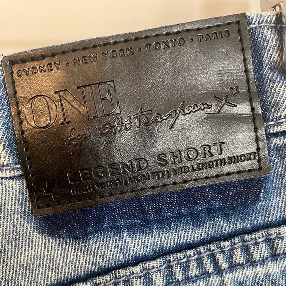 One Teaspoon One X “The Ledgend” Distressed Jean Shorts Size 23 - Picture 11 of 16